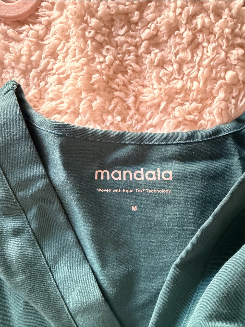 Mandala Women’s Medium single pocket scrub top - Caribbean Blue - Picture 3 of 5